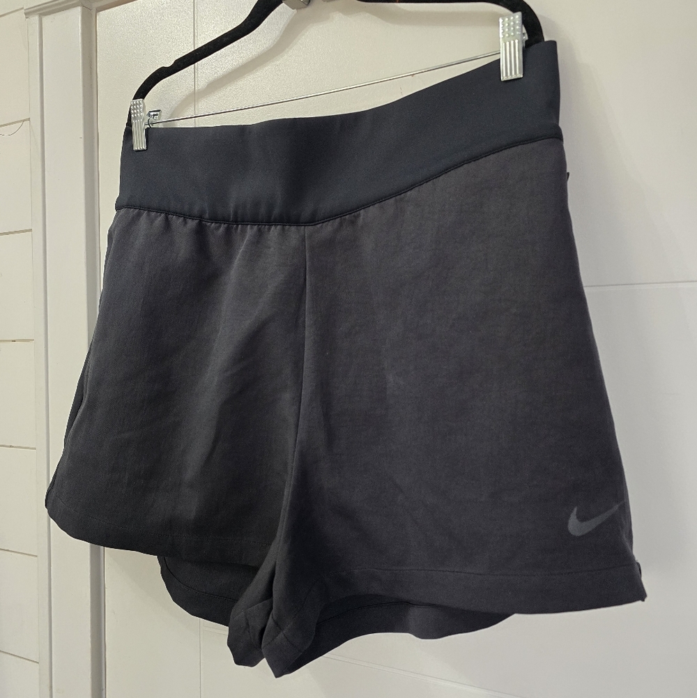 Nike Women's Team Tech Pack Woven Short High Waist  Grey Sz XXL - Picture 4 of 13